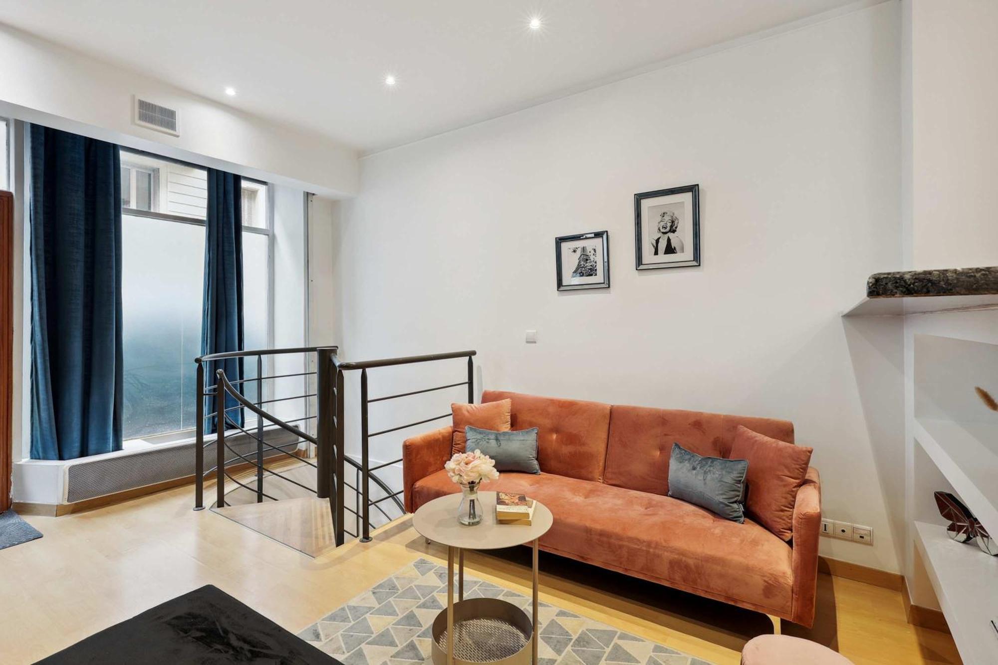 Appartement Chic Modern Duplex Adjacent To Musee D'orsay & Rodin Museum Parijs