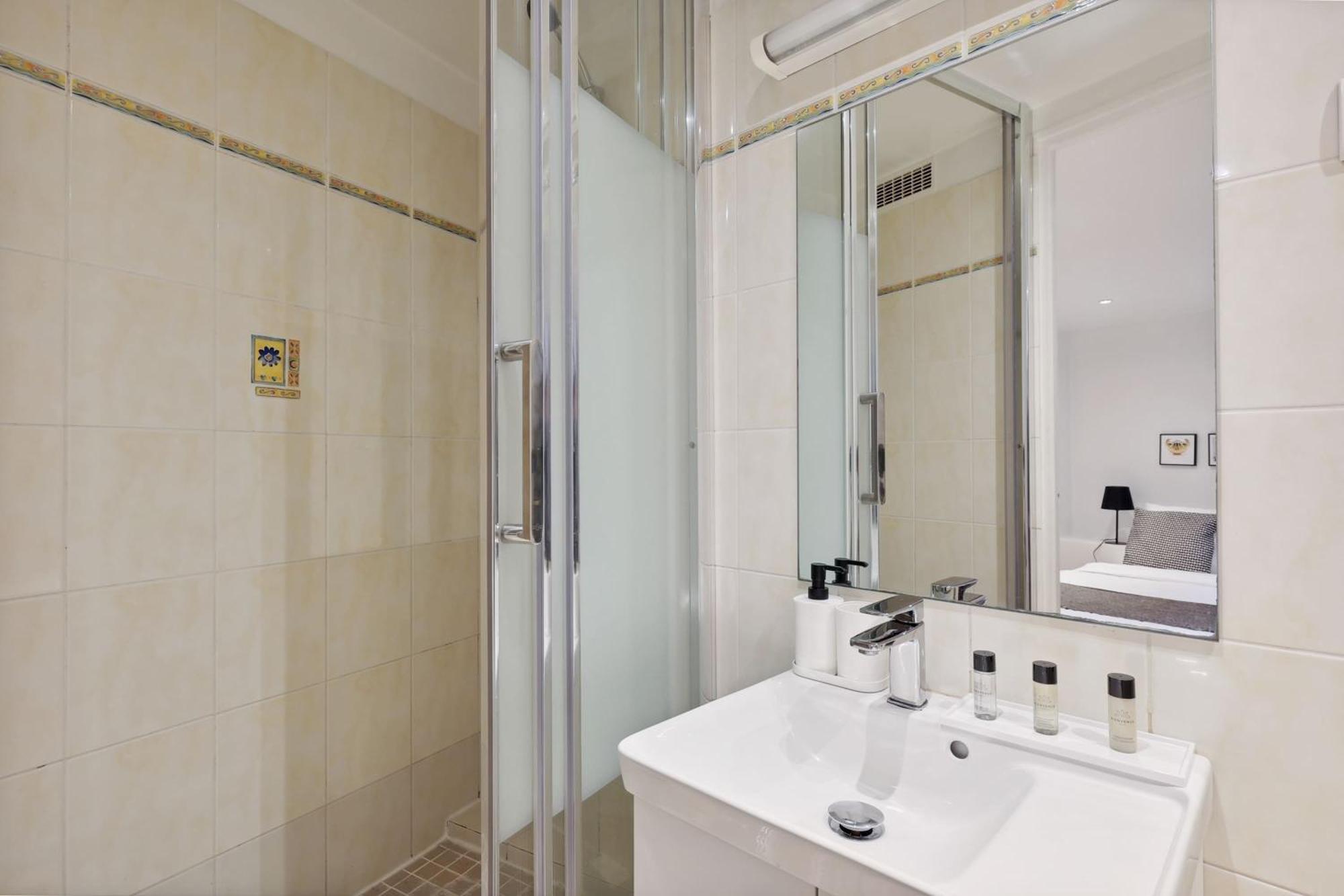 Appartement Chic Modern Duplex Adjacent To Musee D'orsay & Rodin Museum